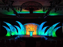 Event Fabrication & Custom Décor